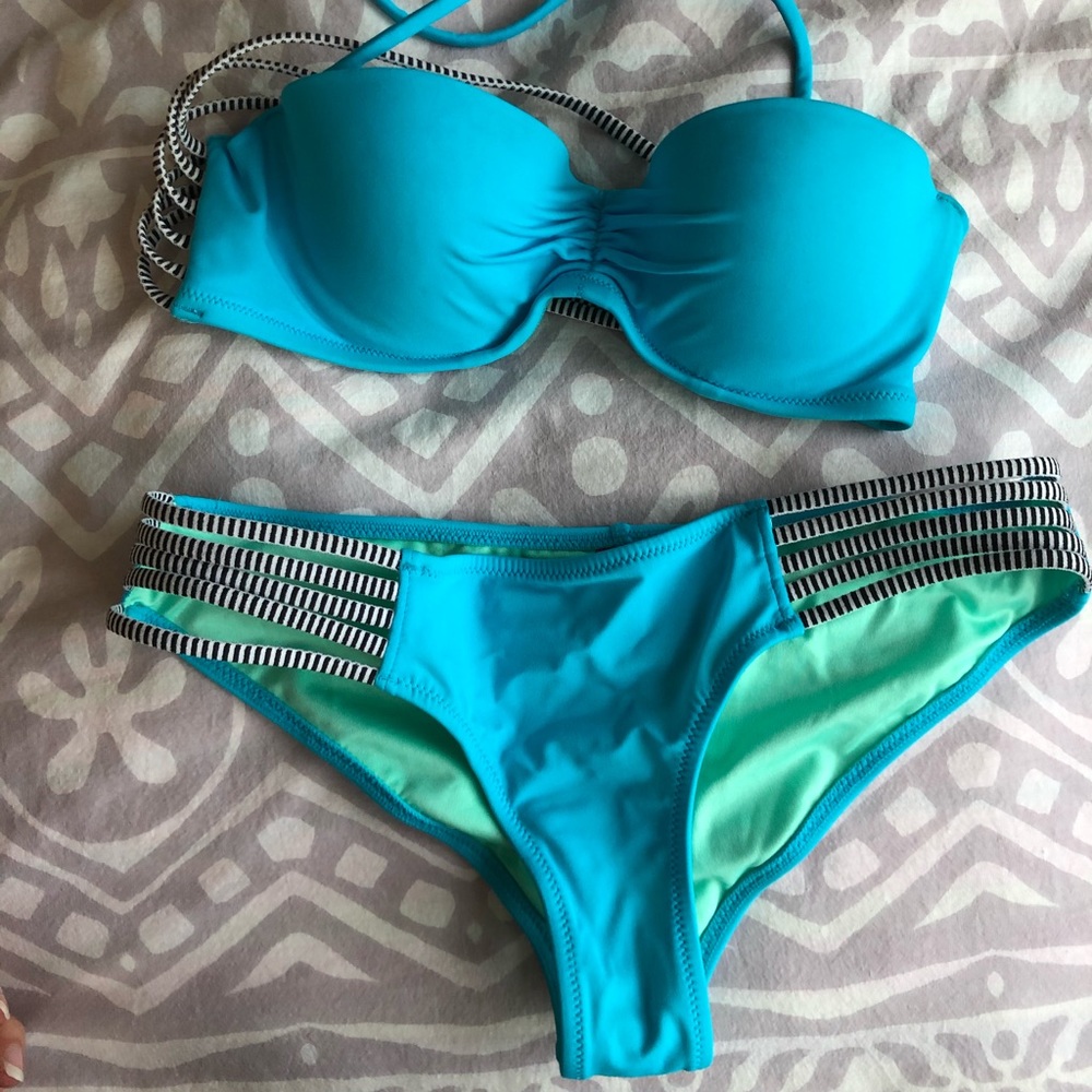 Victoria’s Secret Swim blue bikini
